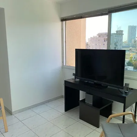 Private In Shared Flat In Center 民宿